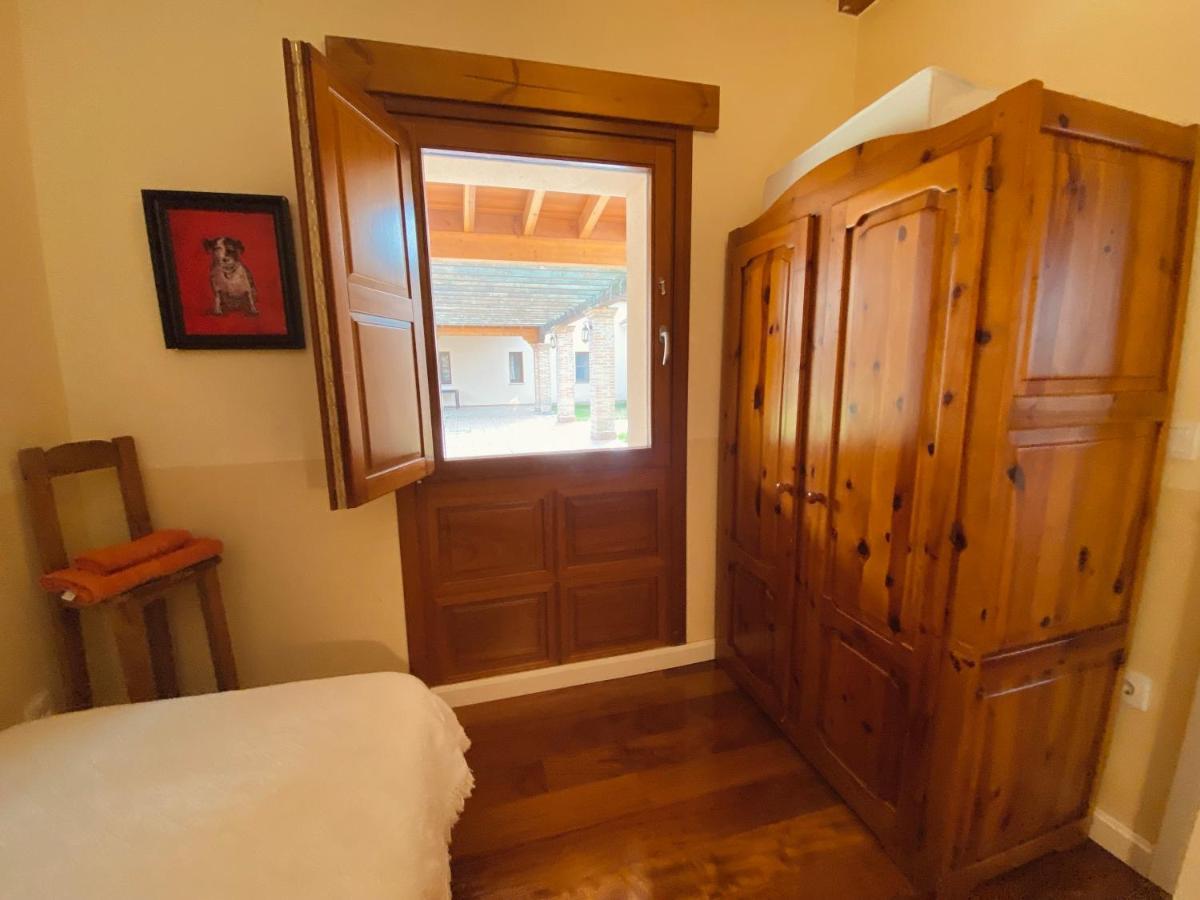 Casas Olmo Y Fresno Jardin Y Piscina A 17 Kilometros De Salamanca Buitenkant foto